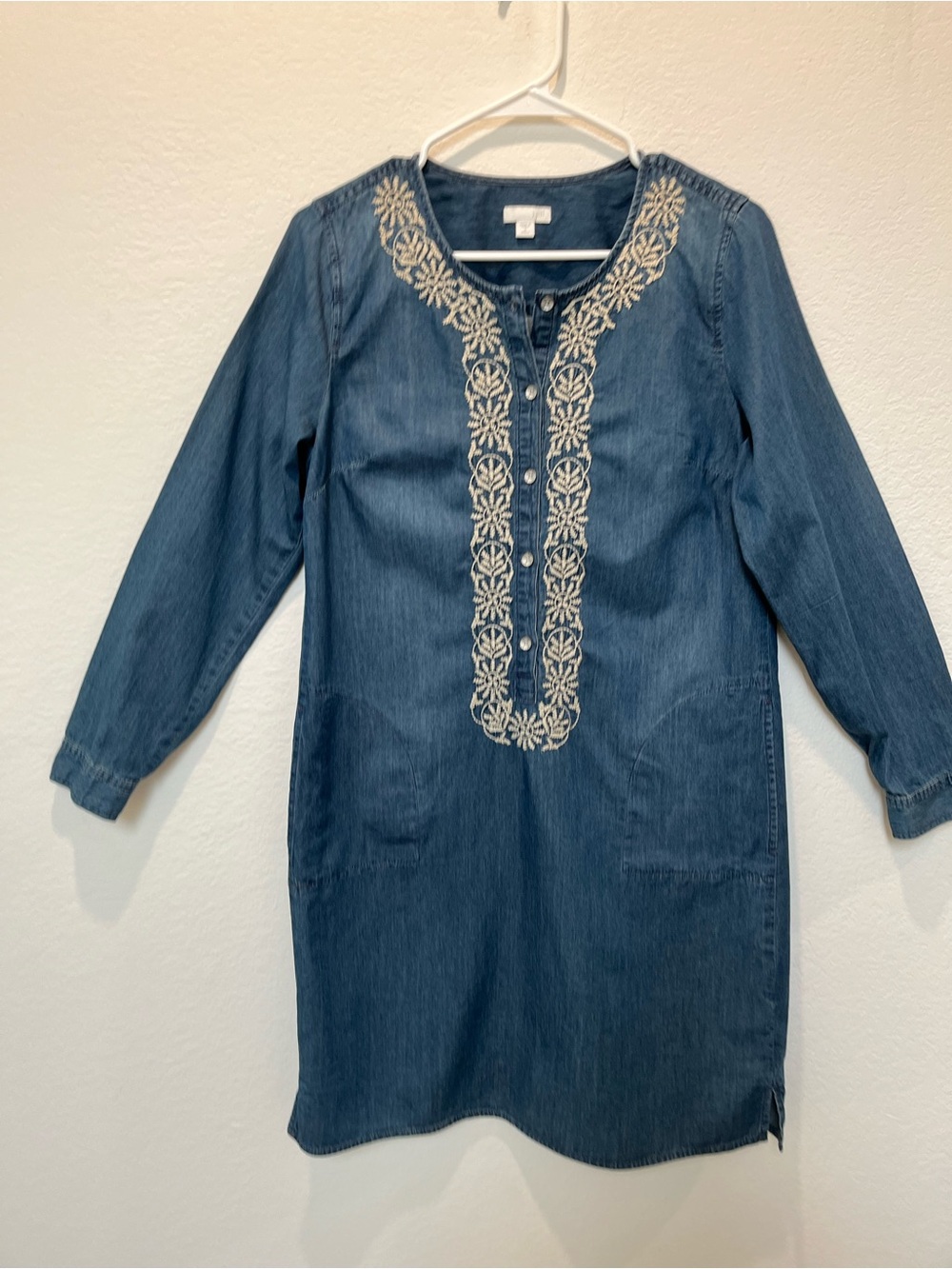 J. Jill Blue Denim Tunic Dress with Cream Embroidery 100% cotton
